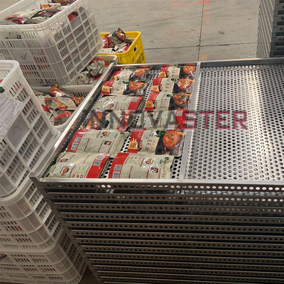 2100 KG Κονσερβοποιημένα μπουκάλια χυμού Επεξεργασία αυτοκλάβου εξοπλισμός ανατροπής για γλυκό καλαμπόκι